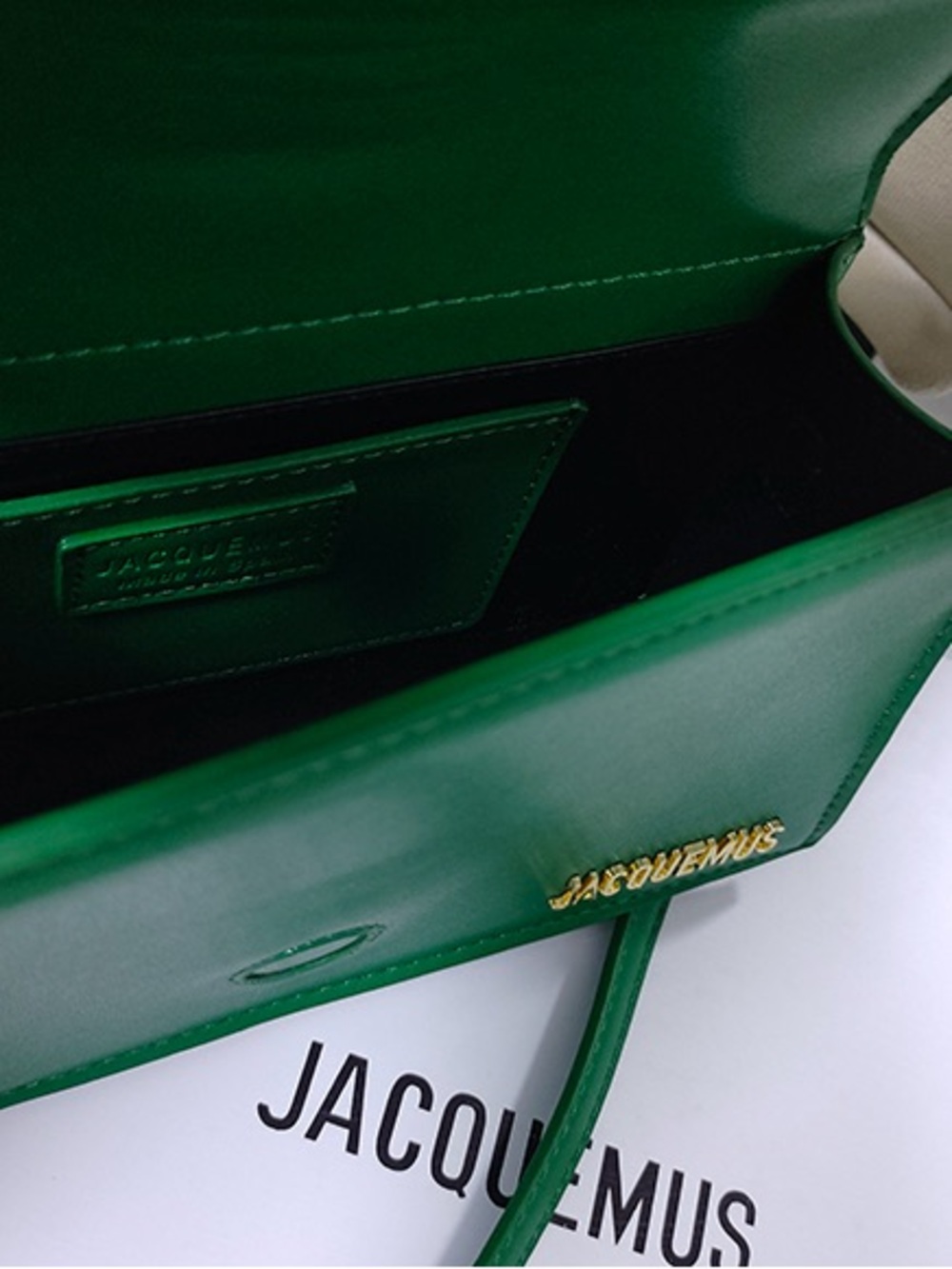 Jacquemus Emerald Green Leather Crossbody Bag - Picture 5 of 6